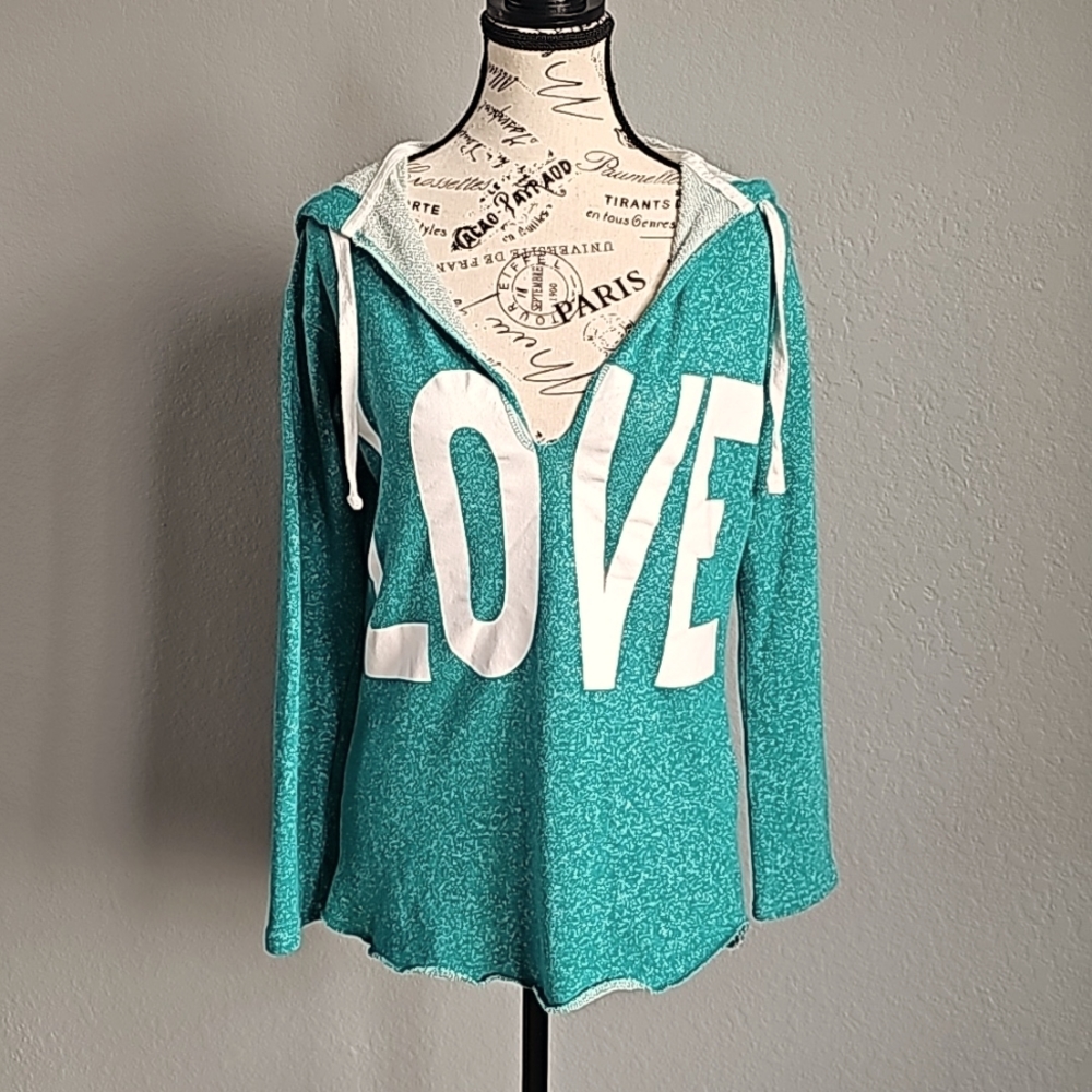 HOODED SWEATSHIRT WOMEN'S SIZE MEDIUM